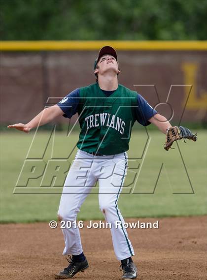 Thumbnail 1 in New Trier v. Oak Park-River Forest (IHSA 4A Sectional Final) photogallery.