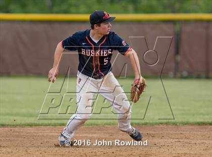 Thumbnail 1 in New Trier v. Oak Park-River Forest (IHSA 4A Sectional Final) photogallery.