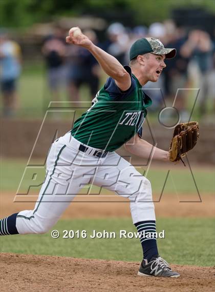 Thumbnail 1 in New Trier v. Oak Park-River Forest (IHSA 4A Sectional Final) photogallery.