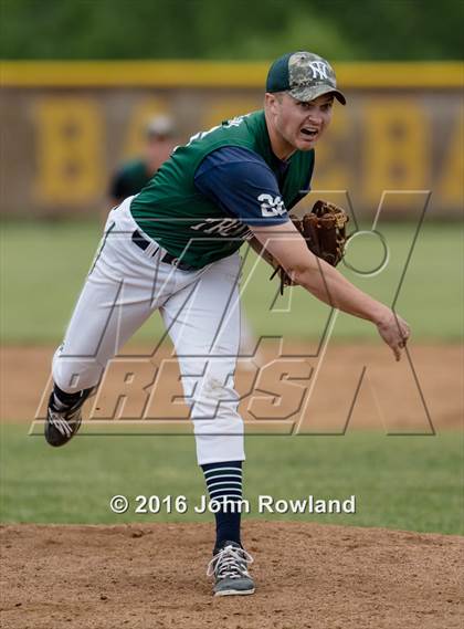 Thumbnail 2 in New Trier v. Oak Park-River Forest (IHSA 4A Sectional Final) photogallery.