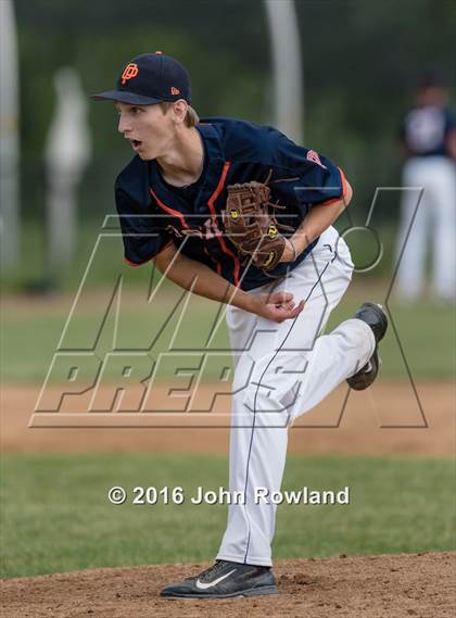 Thumbnail 2 in New Trier v. Oak Park-River Forest (IHSA 4A Sectional Final) photogallery.