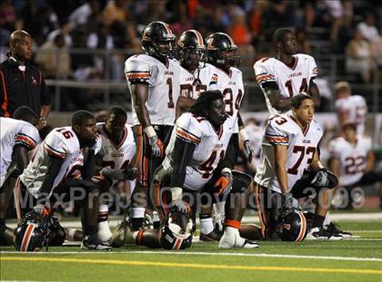 Thumbnail 1 in Lakeland vs. De La Salle  photogallery.