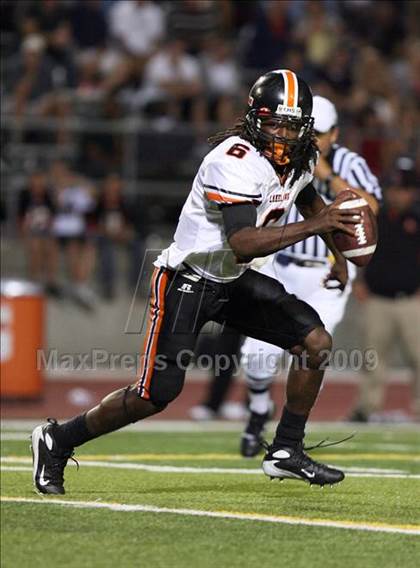 Thumbnail 2 in Lakeland vs. De La Salle  photogallery.