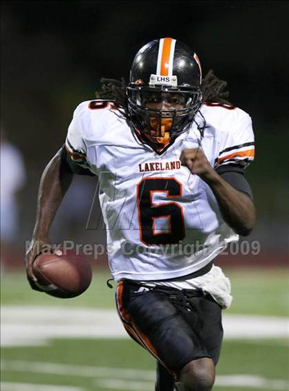 Thumbnail 1 in Lakeland vs. De La Salle  photogallery.