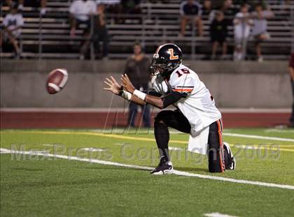 Thumbnail 2 in Lakeland vs. De La Salle  photogallery.