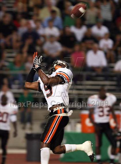 Thumbnail 1 in Lakeland vs. De La Salle  photogallery.