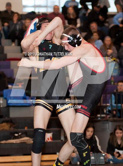 Thumbnail 3 in CHSAA State 4A Region 2 Qualifying Tournament (Day 2) photogallery.