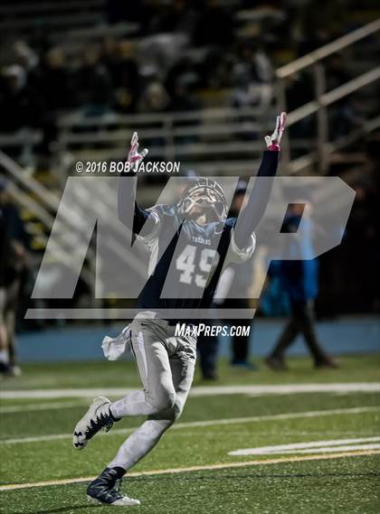 Thumbnail 3 in McDowell vs General McLane photogallery.