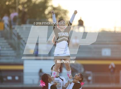 Thumbnail 3 in Chavez @ Edison photogallery.