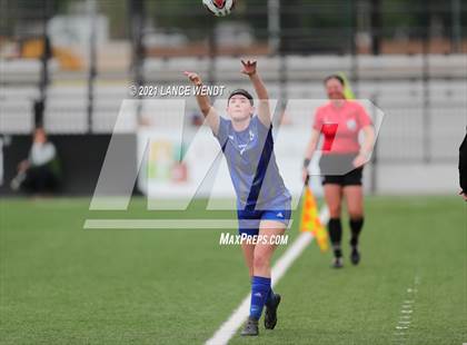 Thumbnail 2 in Broomfield vs. Rock Canyon (CHSAA 5A Championship) photogallery.