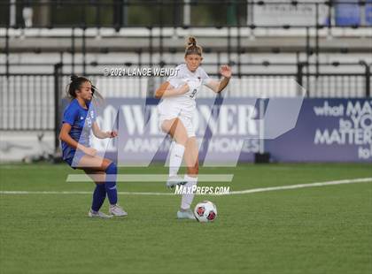 Thumbnail 2 in Broomfield vs. Rock Canyon (CHSAA 5A Championship) photogallery.