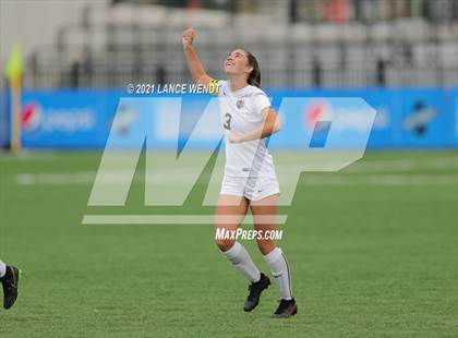 Thumbnail 1 in Broomfield vs. Rock Canyon (CHSAA 5A Championship) photogallery.