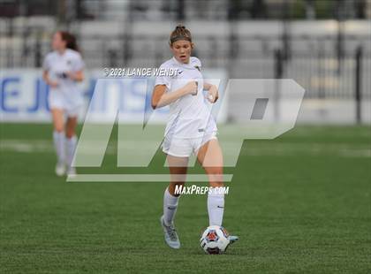 Thumbnail 2 in Broomfield vs. Rock Canyon (CHSAA 5A Championship) photogallery.