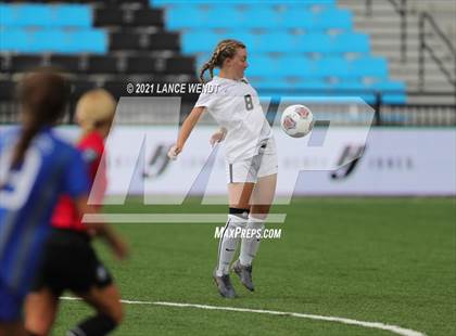 Thumbnail 3 in Broomfield vs. Rock Canyon (CHSAA 5A Championship) photogallery.