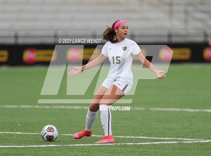 Thumbnail 1 in Broomfield vs. Rock Canyon (CHSAA 5A Championship) photogallery.