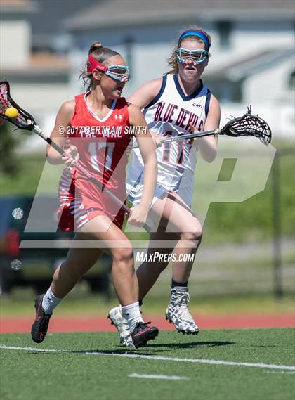 Thumbnail 2 in Palmyra-Macedon vs. East Aurora (NYSPHSAA Class D Regional) photogallery.