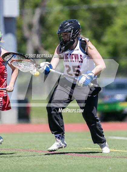 Thumbnail 1 in Palmyra-Macedon vs. East Aurora (NYSPHSAA Class D Regional) photogallery.