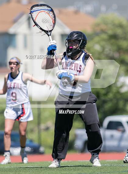 Thumbnail 2 in Palmyra-Macedon vs. East Aurora (NYSPHSAA Class D Regional) photogallery.