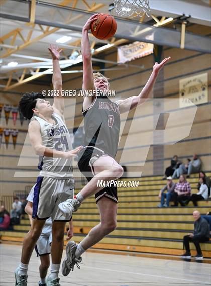Thumbnail 3 in Healdsburg vs Roseland University Prep photogallery.