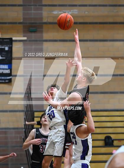 Thumbnail 2 in Healdsburg vs Roseland University Prep photogallery.
