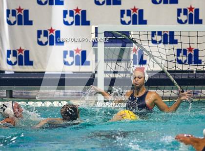 Thumbnail 2 in Foster vs. Boerne-Champion (UIL 6A Water Polo Semifinal) photogallery.