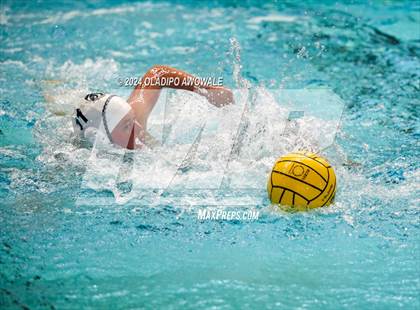 Thumbnail 2 in Foster vs. Boerne-Champion (UIL 6A Water Polo Semifinal) photogallery.