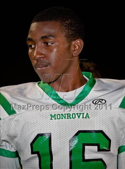 Thumbnail 3 in Monrovia vs. Glendora photogallery.