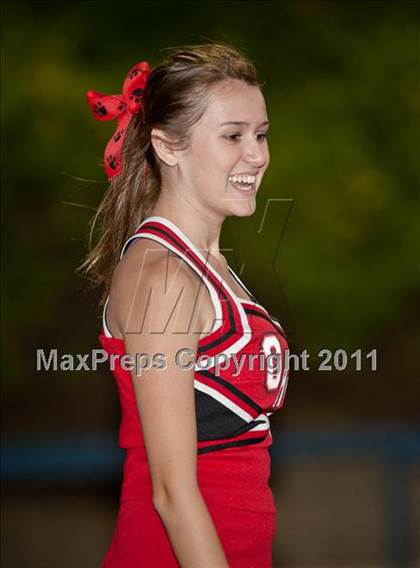 Thumbnail 2 in Monrovia vs. Glendora photogallery.