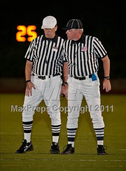 Thumbnail 3 in Monrovia vs. Glendora photogallery.