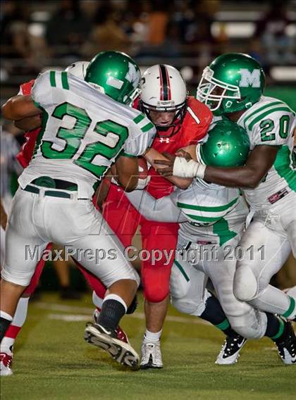 Thumbnail 2 in Monrovia vs. Glendora photogallery.