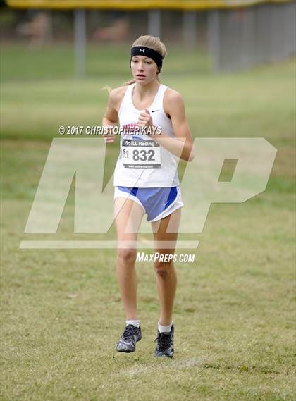 Thumbnail 1 in IHSA 1A Girls Cross Country Sectional (Benton) photogallery.