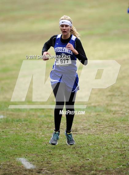 Thumbnail 3 in IHSA 1A Girls Cross Country Sectional (Benton) photogallery.