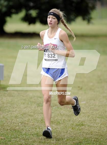 Thumbnail 2 in IHSA 1A Girls Cross Country Sectional (Benton) photogallery.
