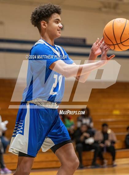 Thumbnail 3 in Triton @ Westover photogallery.