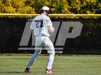 Thumbnail 2 in Monroe @ Lincoln (WIAA 3A Round 2) photogallery.
