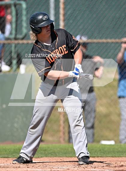 Thumbnail 3 in Monroe @ Lincoln (WIAA 3A Round 2) photogallery.