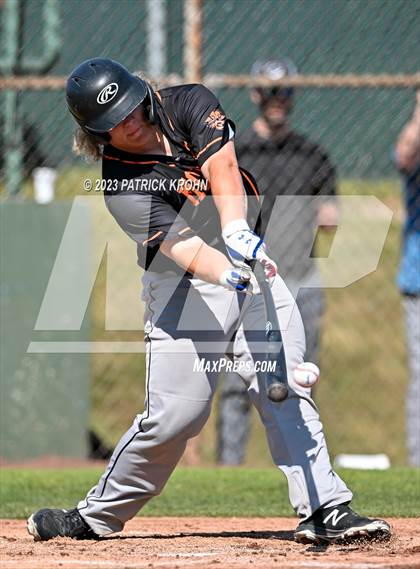 Thumbnail 2 in Monroe @ Lincoln (WIAA 3A Round 2) photogallery.