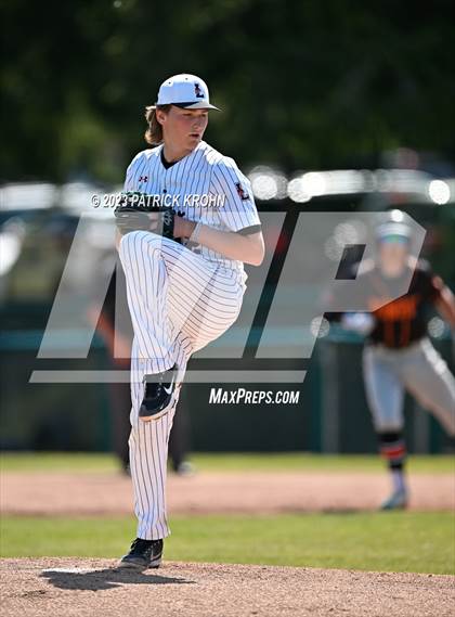 Thumbnail 1 in Monroe @ Lincoln (WIAA 3A Round 2) photogallery.