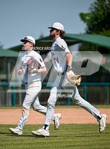 Thumbnail 2 in Monroe @ Lincoln (WIAA 3A Round 2) photogallery.