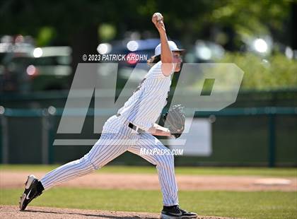 Thumbnail 3 in Monroe @ Lincoln (WIAA 3A Round 2) photogallery.