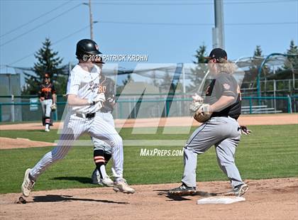 Thumbnail 3 in Monroe @ Lincoln (WIAA 3A Round 2) photogallery.