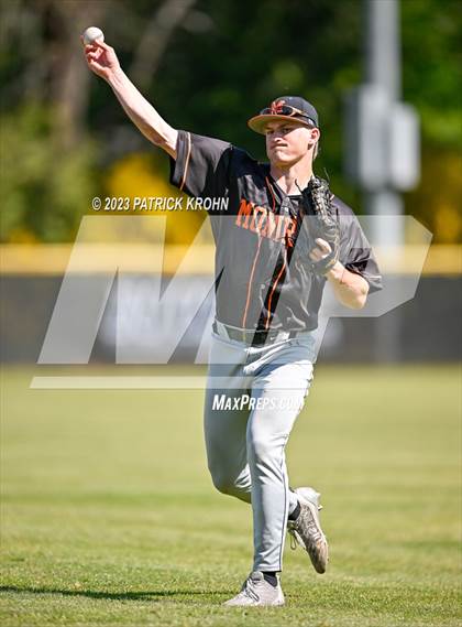 Thumbnail 1 in Monroe @ Lincoln (WIAA 3A Round 2) photogallery.