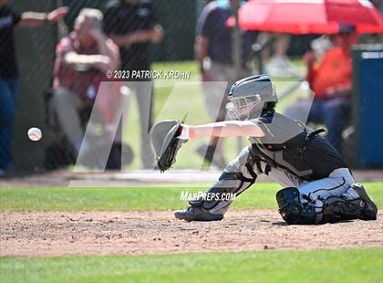 Thumbnail 2 in Monroe @ Lincoln (WIAA 3A Round 2) photogallery.
