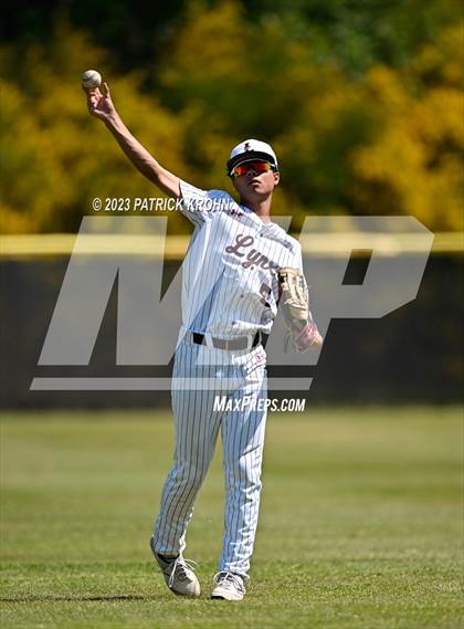 Thumbnail 3 in Monroe @ Lincoln (WIAA 3A Round 2) photogallery.