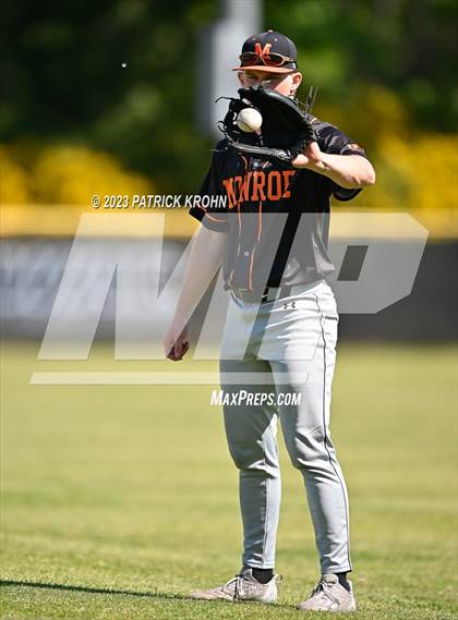 Thumbnail 3 in Monroe @ Lincoln (WIAA 3A Round 2) photogallery.