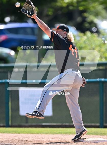Thumbnail 2 in Monroe @ Lincoln (WIAA 3A Round 2) photogallery.