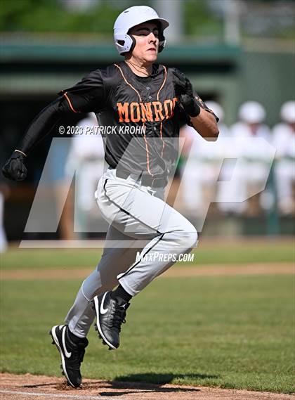 Thumbnail 2 in Monroe @ Lincoln (WIAA 3A Round 2) photogallery.