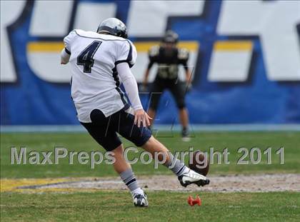 Thumbnail 3 in Madison vs Valley Center (CIF SDS D4 Final) photogallery.
