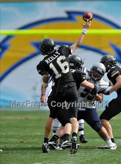 Thumbnail 3 in Madison vs Valley Center (CIF SDS D4 Final) photogallery.