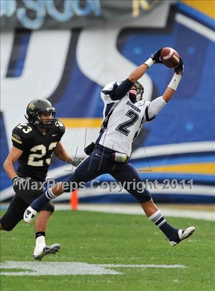 Thumbnail 1 in Madison vs Valley Center (CIF SDS D4 Final) photogallery.